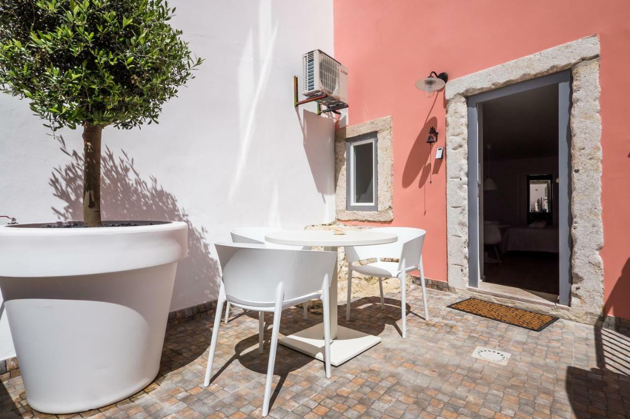 Castle Terrace Exclusive Apartment - Home By The Castle Apartment Lisbon Bagian luar foto