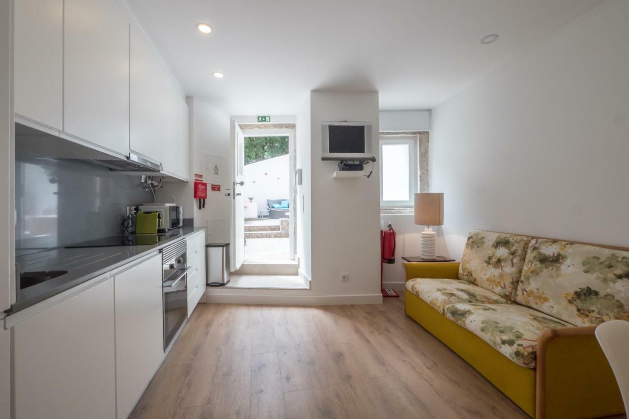 Castle Terrace Exclusive Apartment - Home By The Castle Apartment Lisbon Bagian luar foto